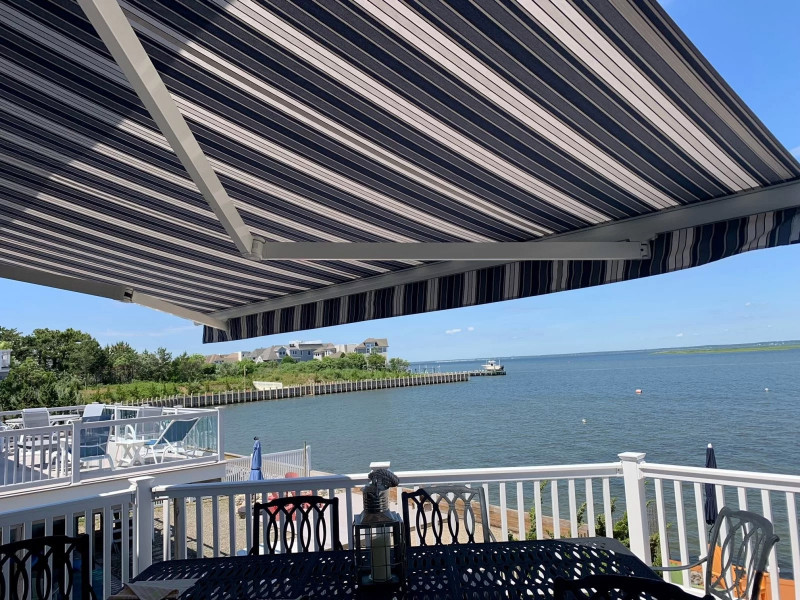 Korszerű napellenző